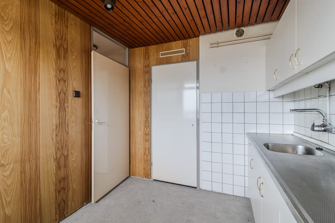 Photo 17 of Zwaluwstraat 200