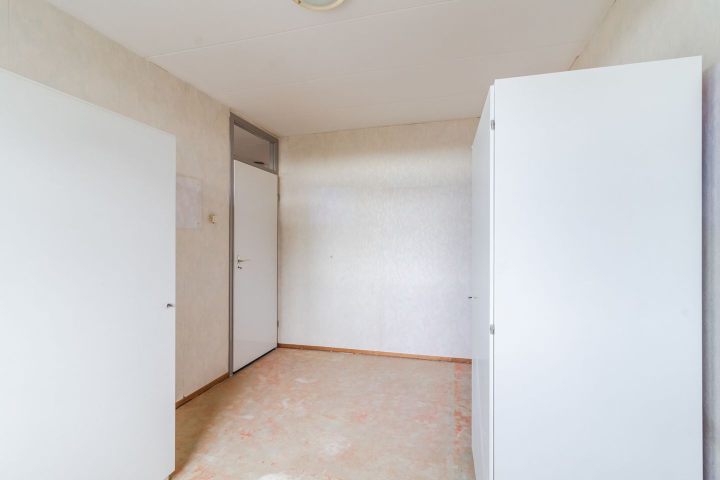 Photo 25 of Zwaluwstraat 200