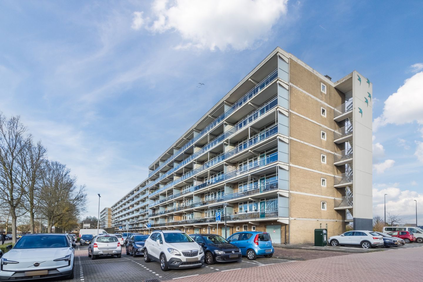 Photo 34 of Zwaluwstraat 200