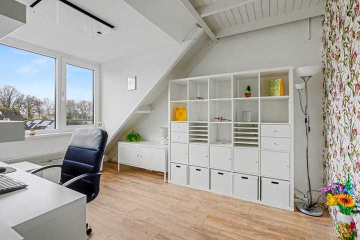 Photo 32 of Narcis 35