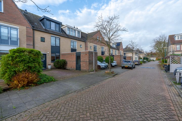 Photo 41 of Narcis 35