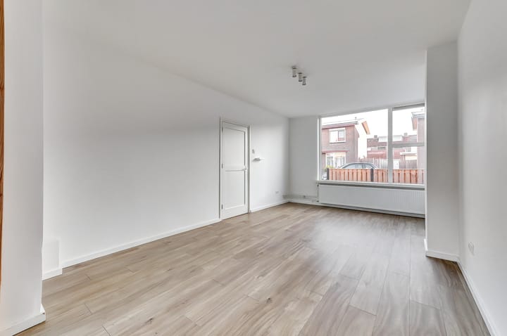 Foto 6 van Kanaalstraat 8