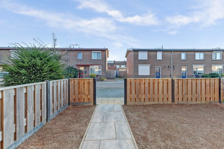 Foto 31 van Kanaalstraat 8