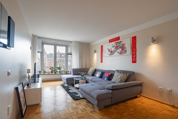 Photo 2 of Wilhelminasingel 42-F