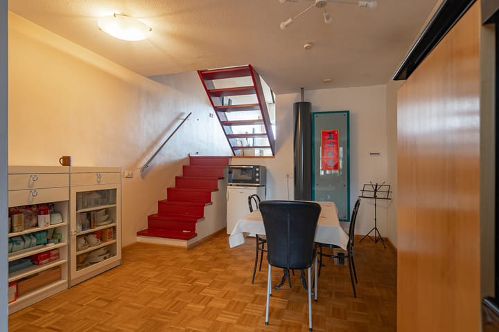 Photo 6 of Wilhelminasingel 42-F