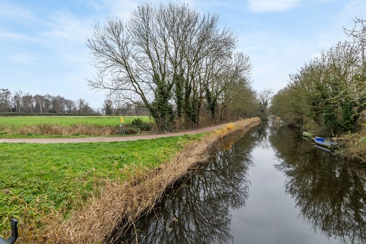 Foto 20 van Burgemeester Jur. Visserlaan 44