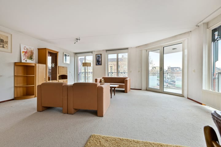 Foto 5 van Stationsplein 57