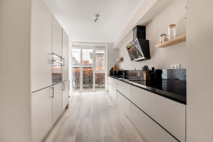 Photo 12 of Hooykamplaan 4