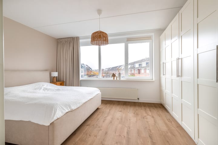 Photo 18 of Hooykamplaan 4