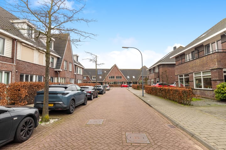 Photo 46 of Hooykamplaan 4