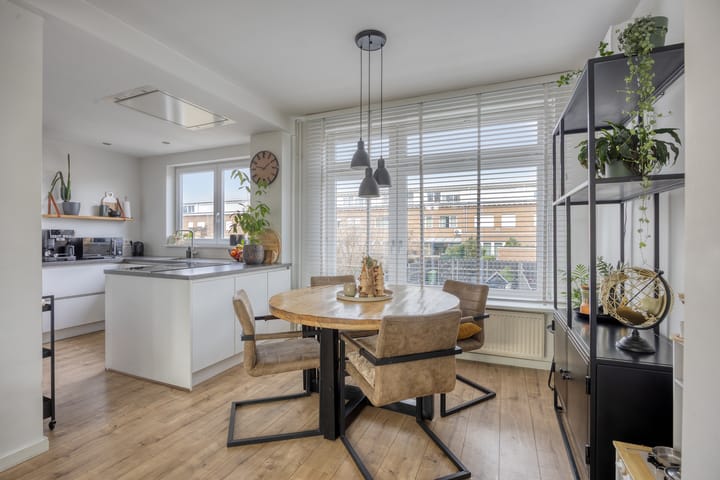 Foto 7 van Alfons Ariënsstraat 104