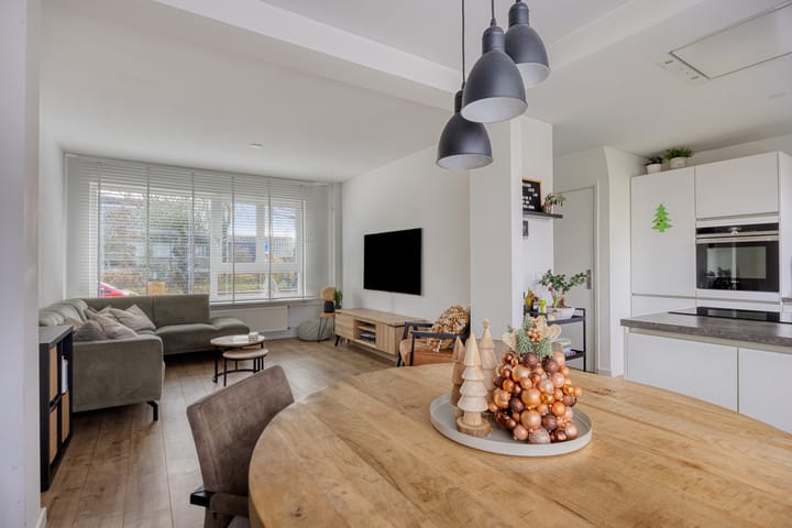 Foto 8 van Alfons Ariënsstraat 104