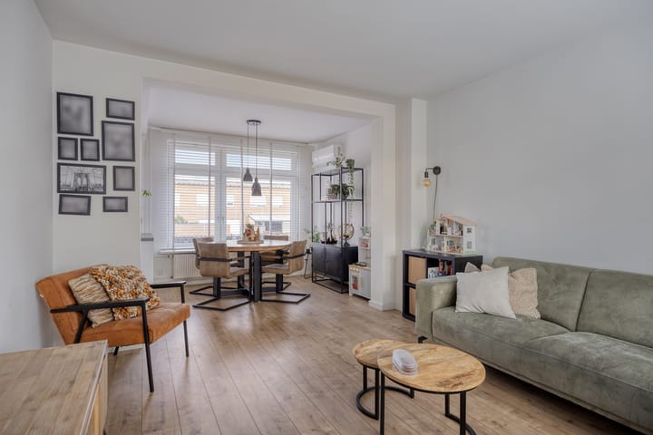 Foto 10 van Alfons Ariënsstraat 104