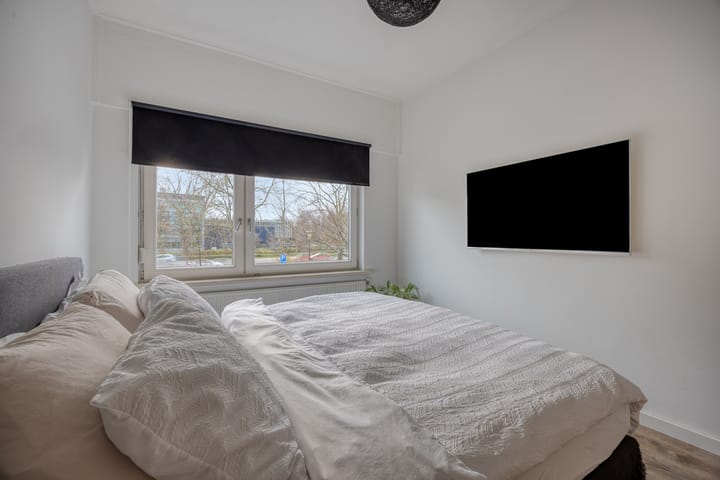 Foto 15 van Alfons Ariënsstraat 104