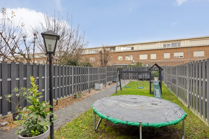 Foto 25 van Alfons Ariënsstraat 104