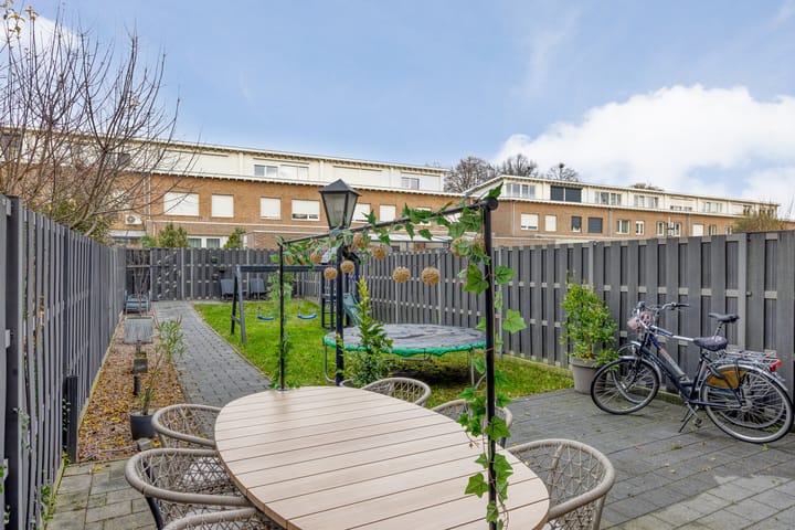 Foto 24 van Alfons Ariënsstraat 104