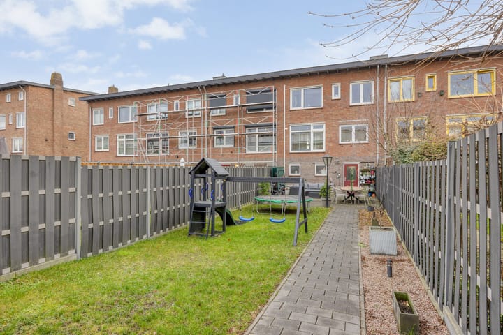 Foto 27 van Alfons Ariënsstraat 104