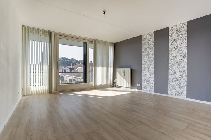 Foto 6 van Veldhovenring 106-C