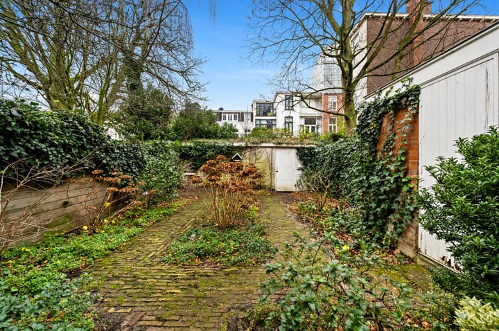 Photo 5 of Nassau Dillenburgstraat 11