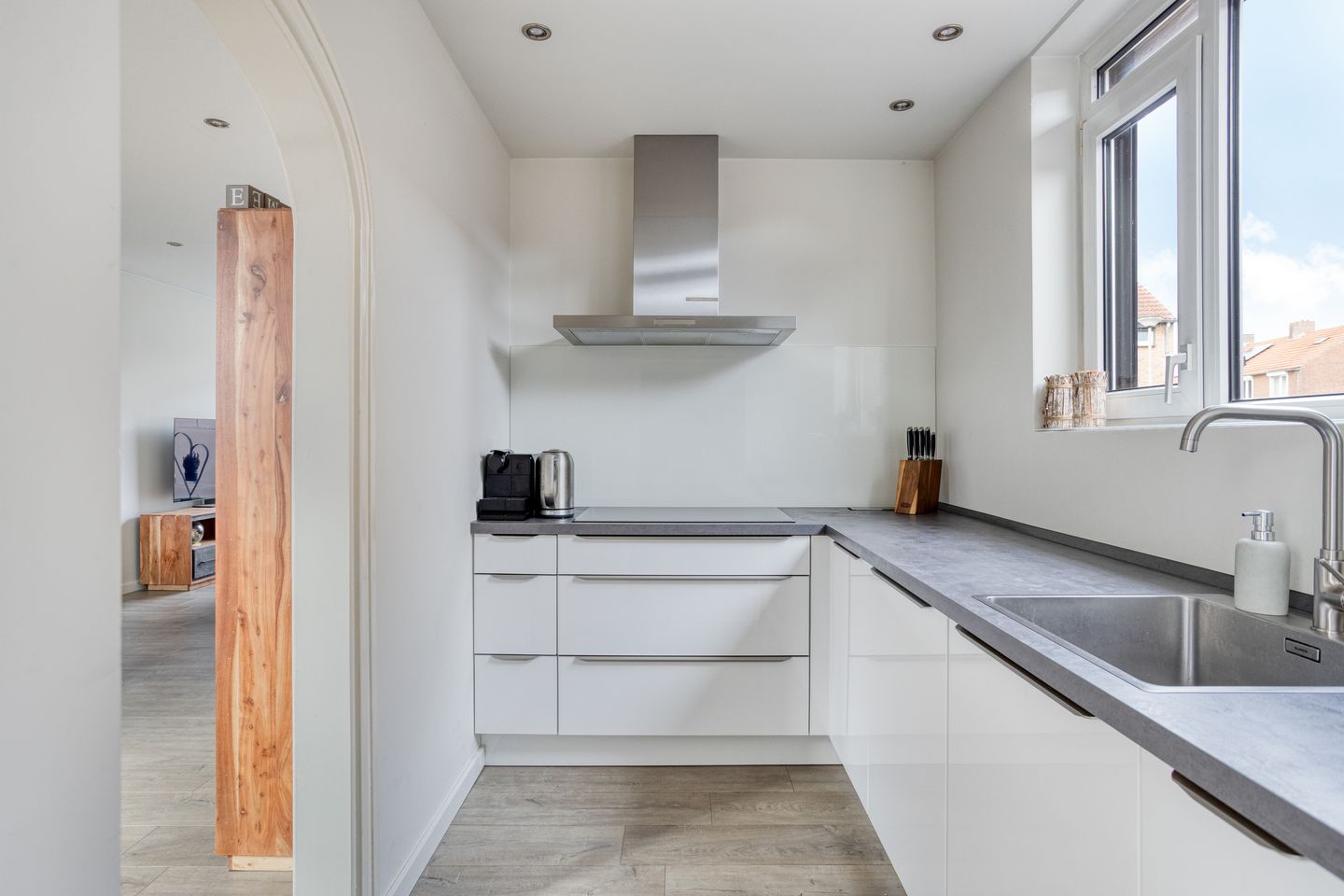 Foto 10 van Dr. Ariënsstraat 11