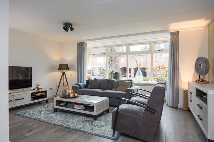 Foto 6 van van Bodelswingstraat 44