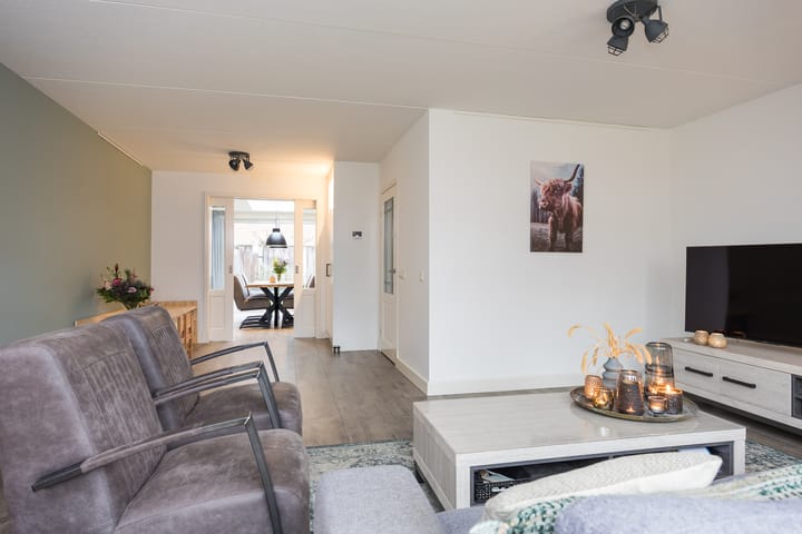 Foto 8 van van Bodelswingstraat 44