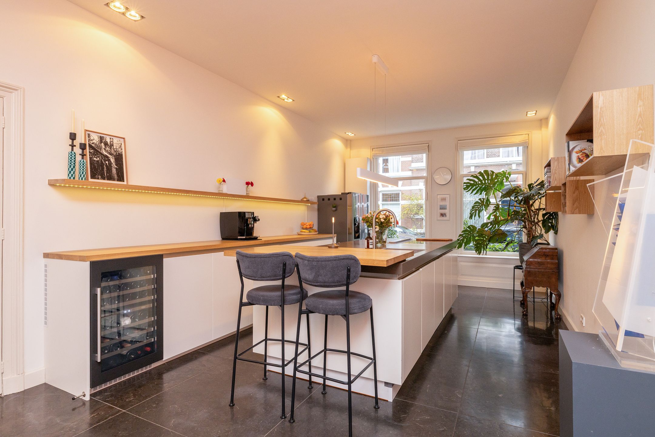 Photo 12 of Van Blankenburgstraat 20