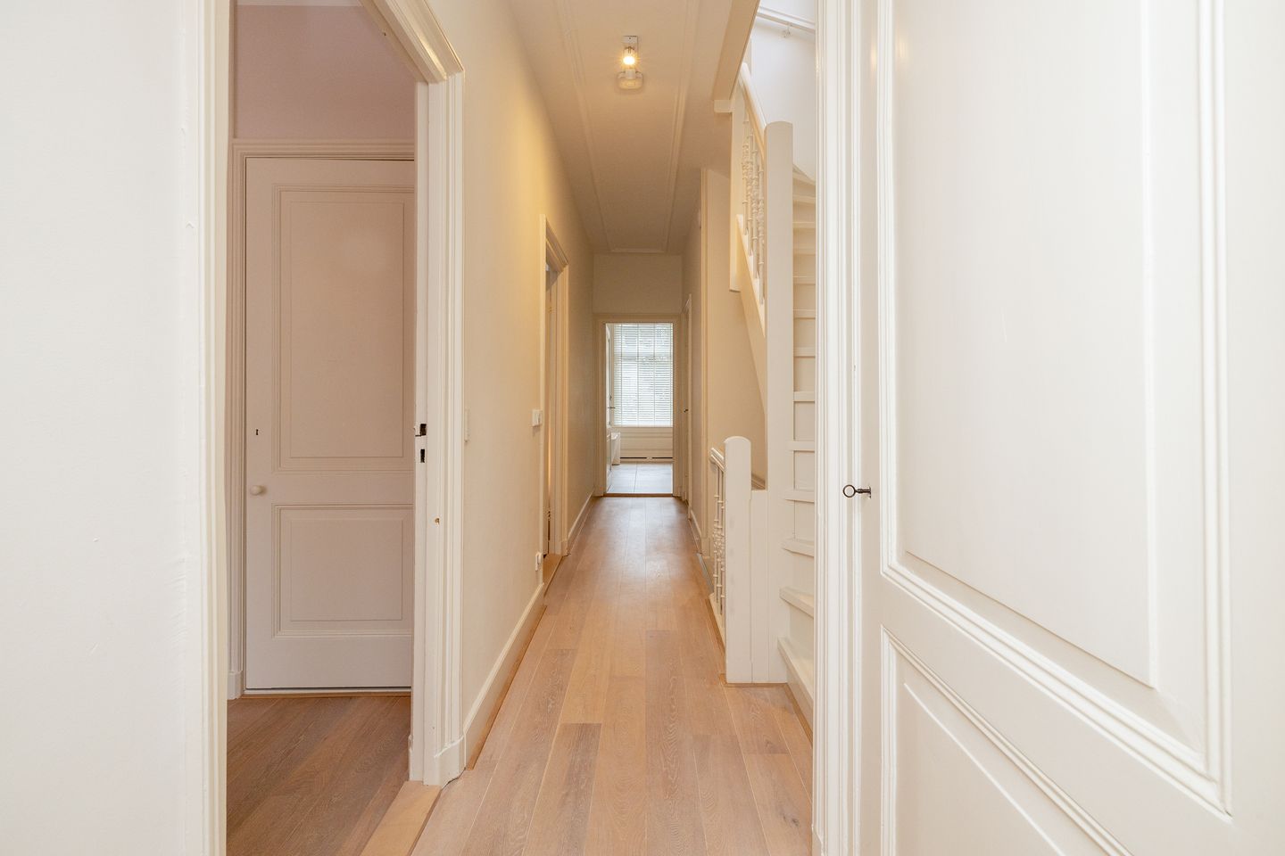 Photo 29 of Van Blankenburgstraat 20