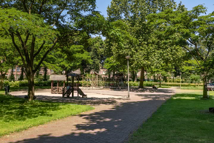 Photo 37 of Graaf Willemlaan 164