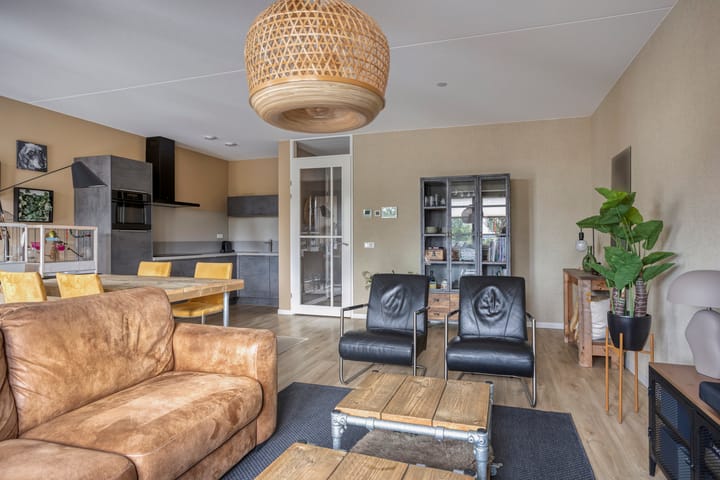 Foto 15 van Sint Nicolaasplein 6