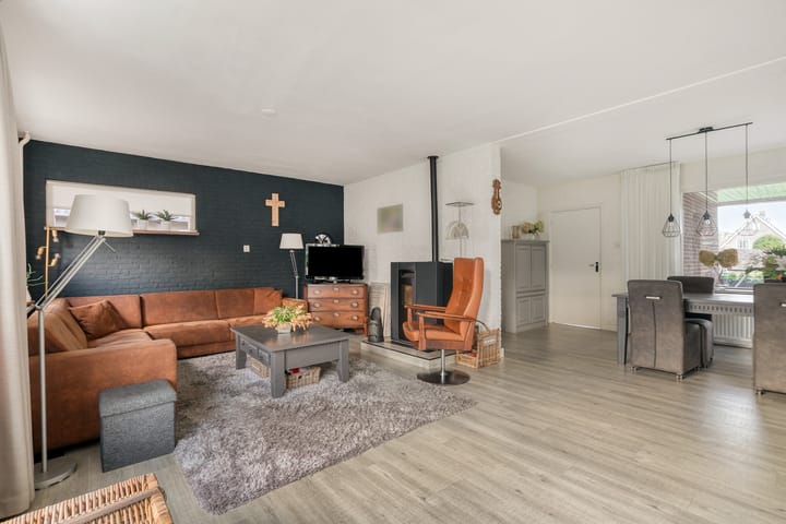 Photo 2 of Zuiderzeestraatweg 460