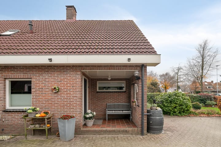 Photo 6 of Zuiderzeestraatweg 460