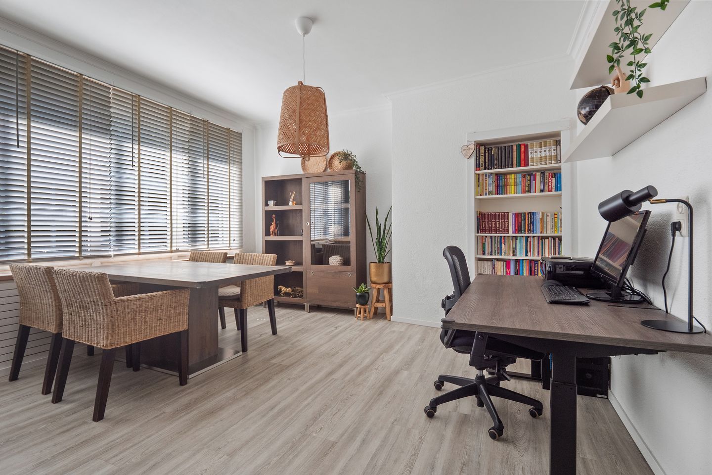 Foto 4 van Moleneindplein 26