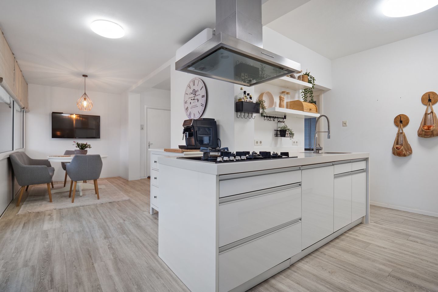 Foto 10 van Moleneindplein 26