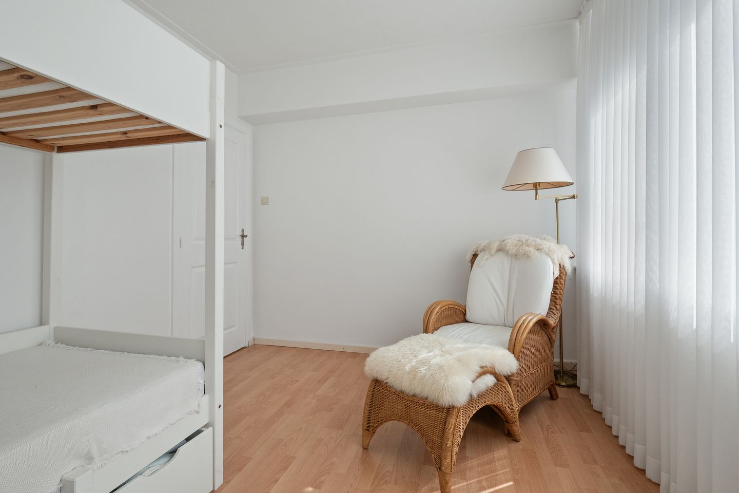 Foto 25 van Moleneindplein 26