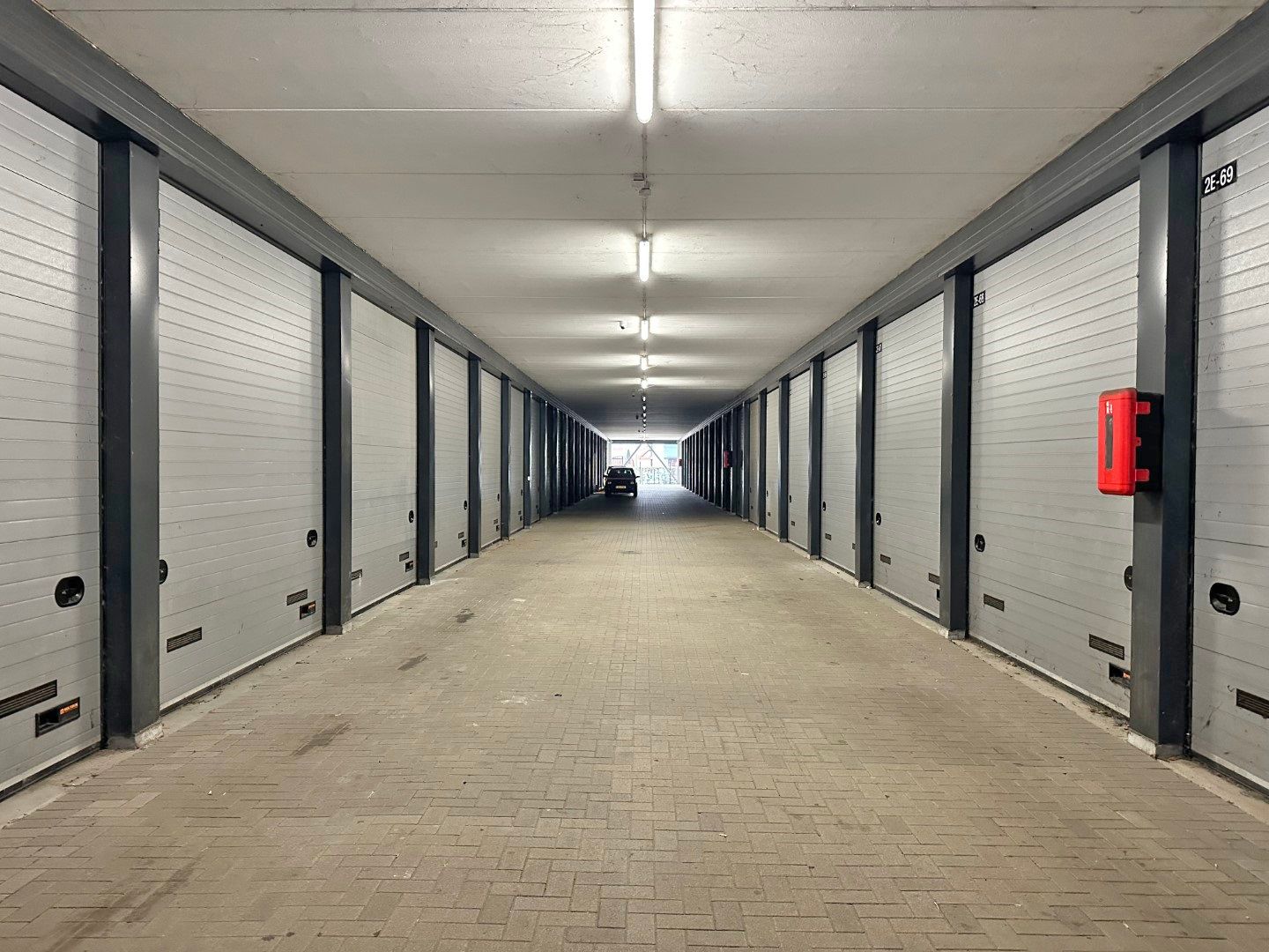 Bekijk foto 1 van Kerkeplaat 2