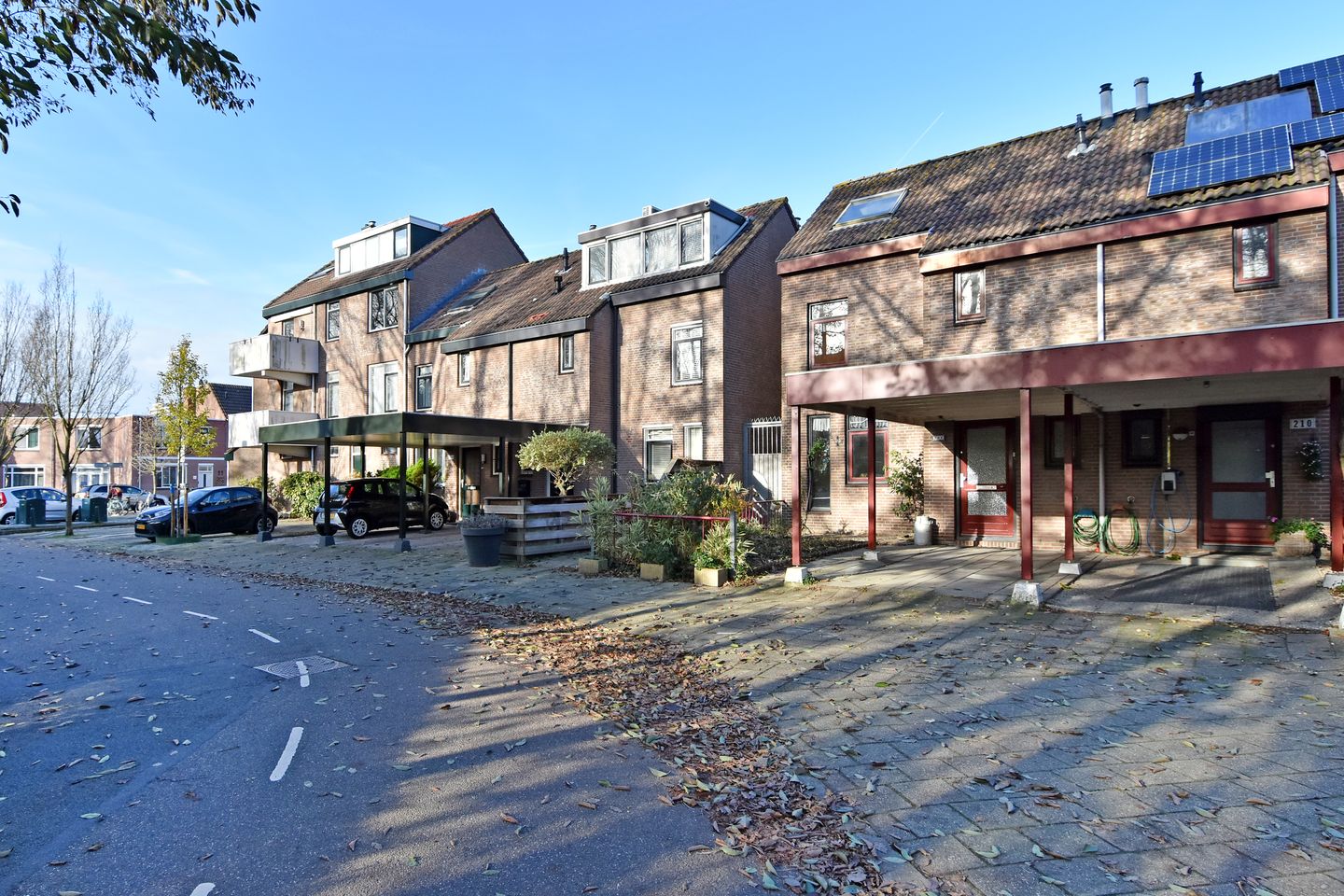 Photo 40 of Q.A. Nederpelstraat 208