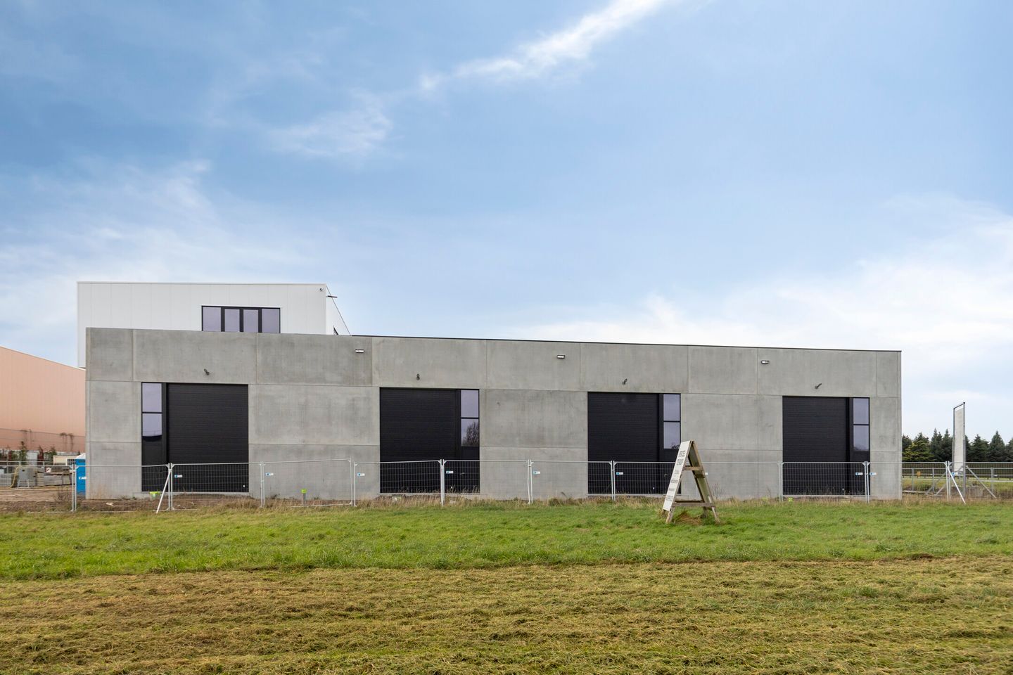 Bekijk foto 3 van Globe 12-14