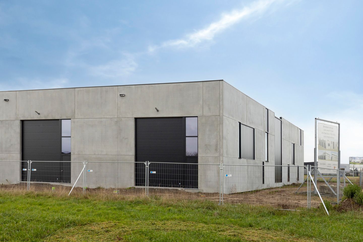 Bekijk foto 5 van Globe 12-14