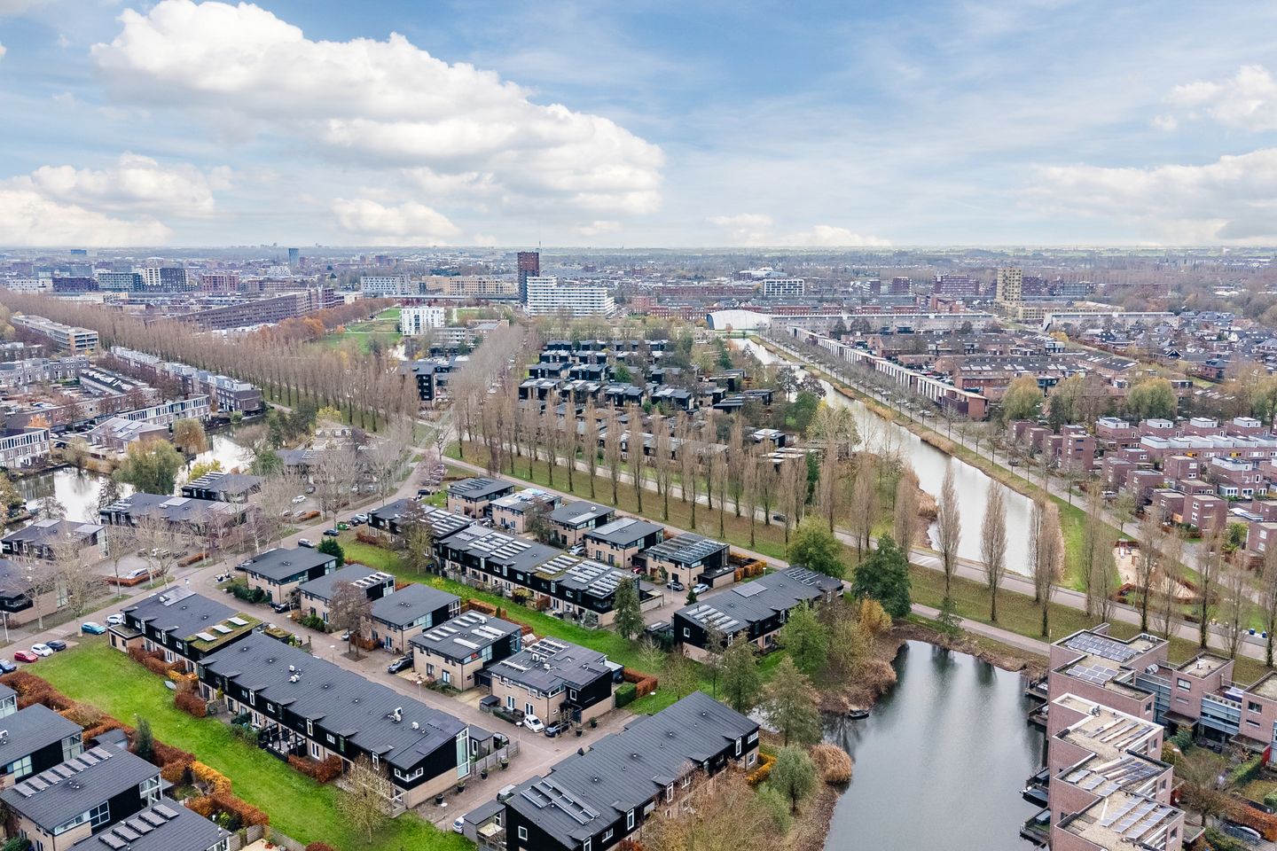 Photo 70 of Jacques Offenbachplantsoen 20