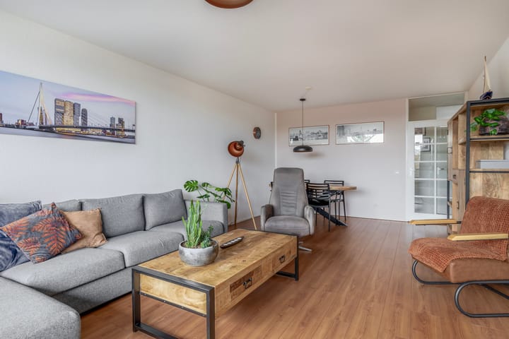 Photo 9 of Mari Andriessenrade 12