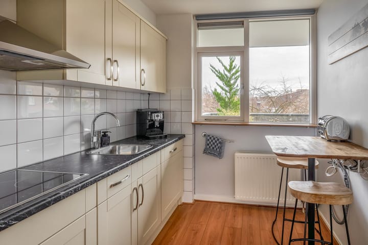 Photo 14 of Mari Andriessenrade 12