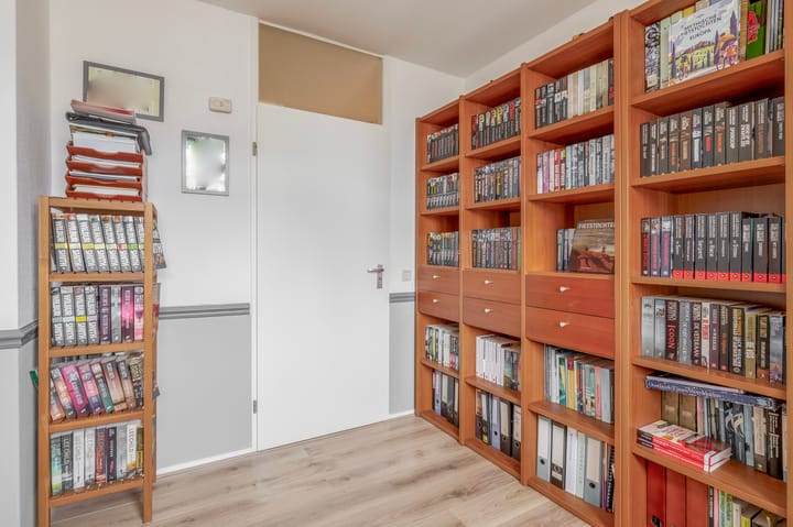 Photo 26 of Mari Andriessenrade 12