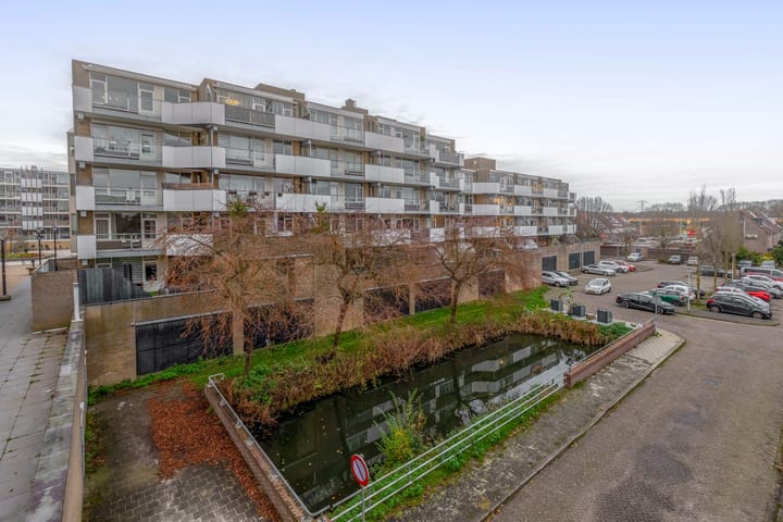 Photo 35 of Mari Andriessenrade 12