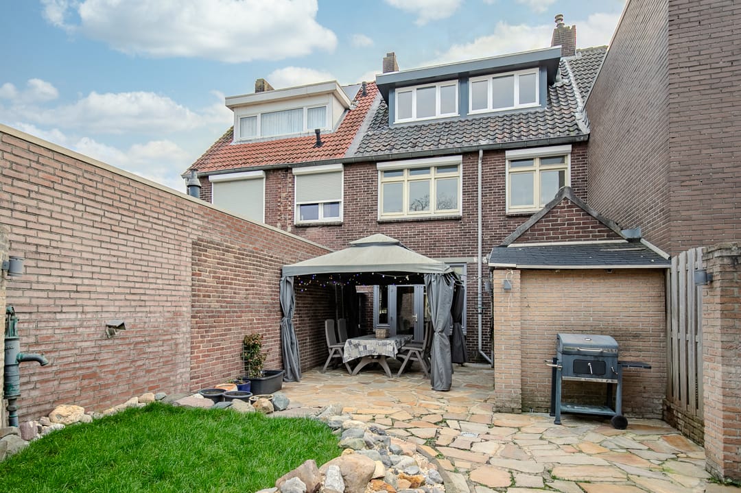 Foto 23 van Limburgiastraat 43