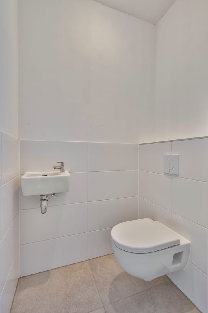 Photo 21 of Mangoweg 417