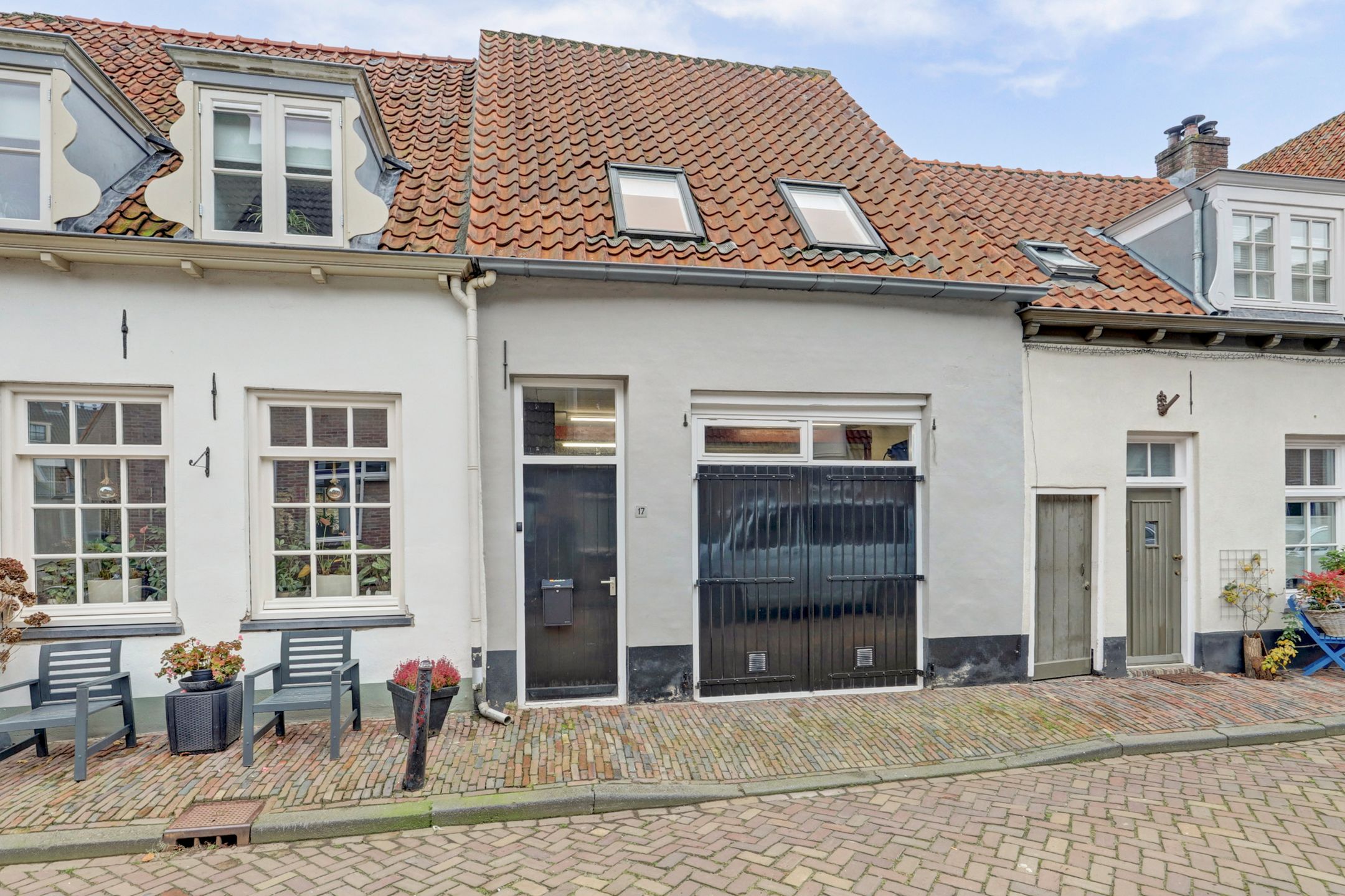 Buying a house in The Netherlands., Nieuwstraat 17