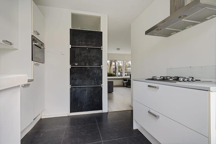 Foto 8 van Leeghwaterstraat 65