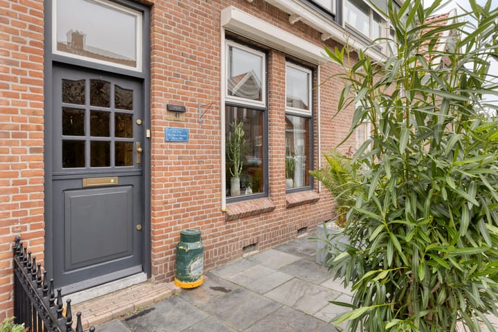 Photo 8 of Murraystraat 41