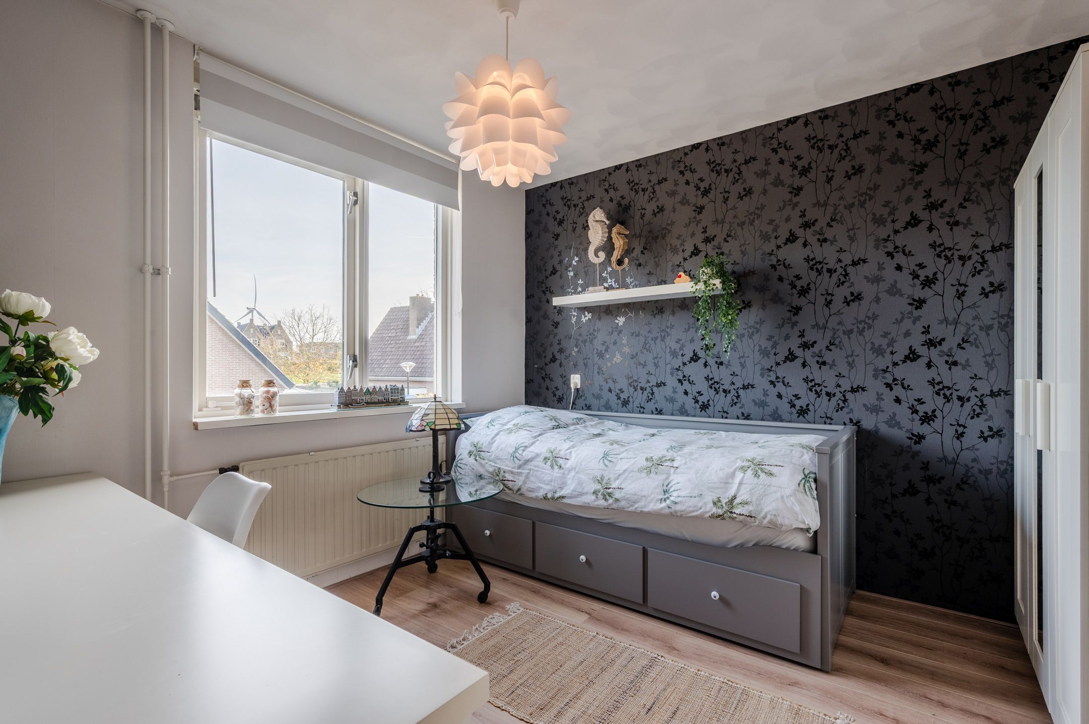 Photo 15 of Amethist 18